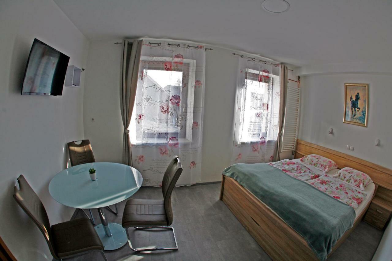 Apartments Bernard Bled Exterior foto